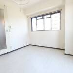 大通りに面したマンション。バストイレ・セパレート。 画像4