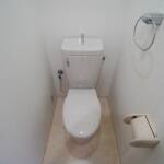 全室、大通りに面し、明るいお部屋。生活至便です。 画像9