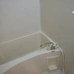 バイク置き場があるマンション。防犯カメラもついてます。 画像4