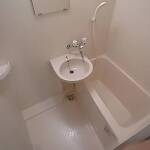 JR六甲道駅、徒歩６分。オートロック付。 画像5