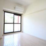 王子公園駅、徒歩３分。手入れの行き届いたマンションです。 画像3