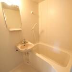 須磨寺駅、徒歩3分。洋室７帖あります。 画像3